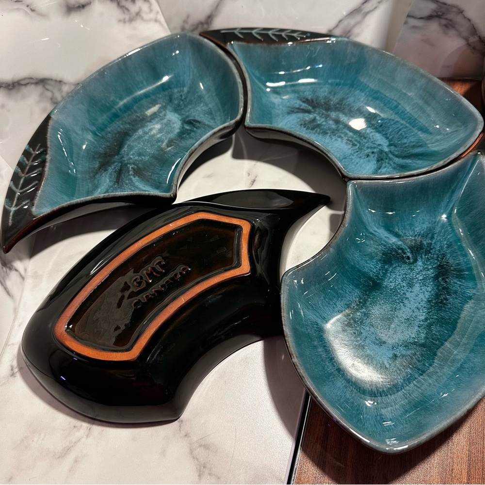 Blue mountain pottery 4 piece snack set